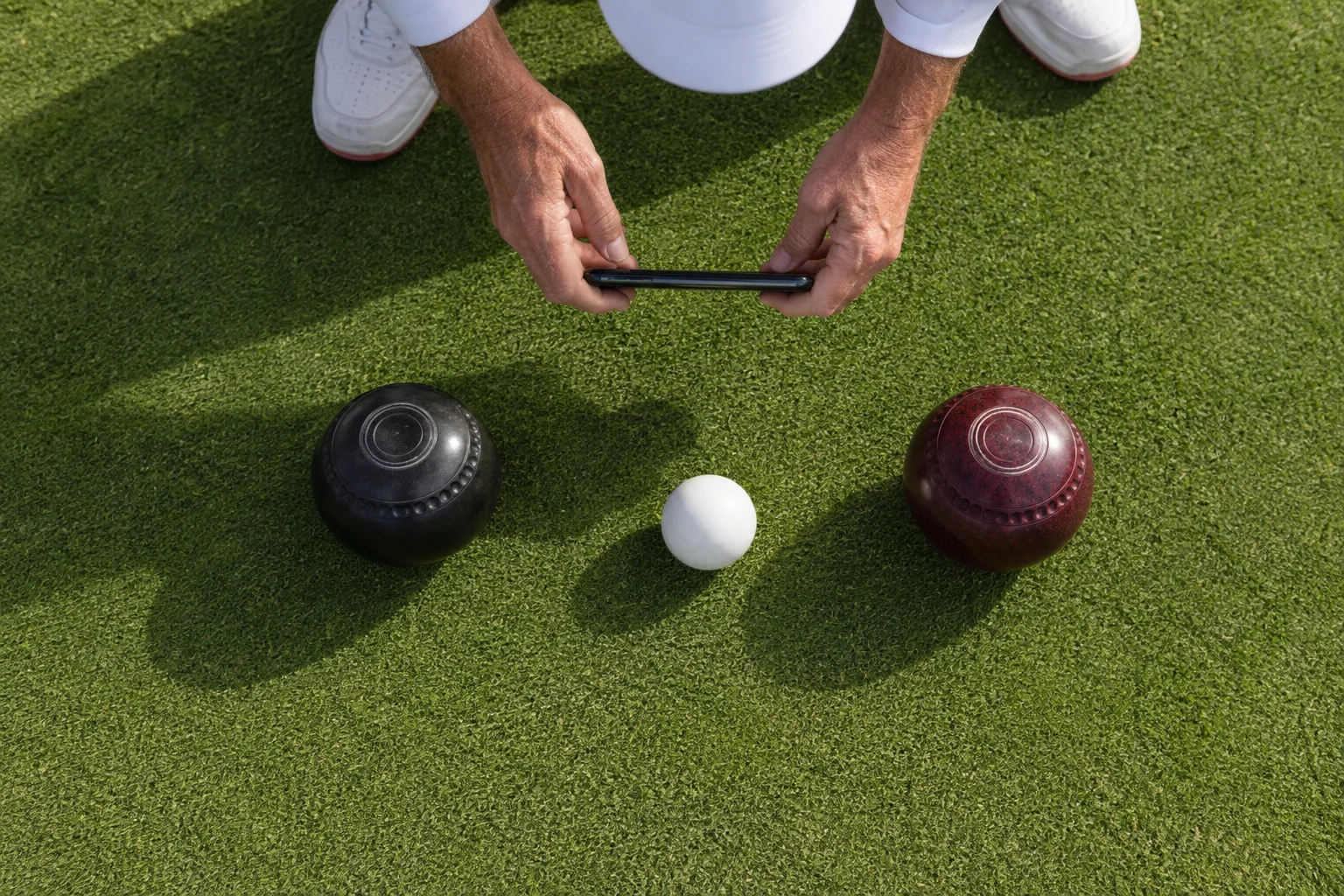 How to Measure in Lawn Bowls: A Step-by-Step Guide to Close Heads